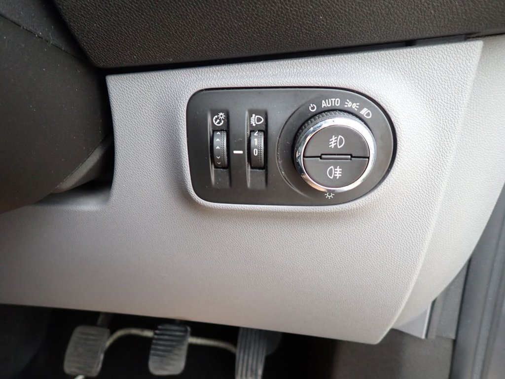 Used Vauxhall Corsa 2016 for sale - 76375978: Photo 22