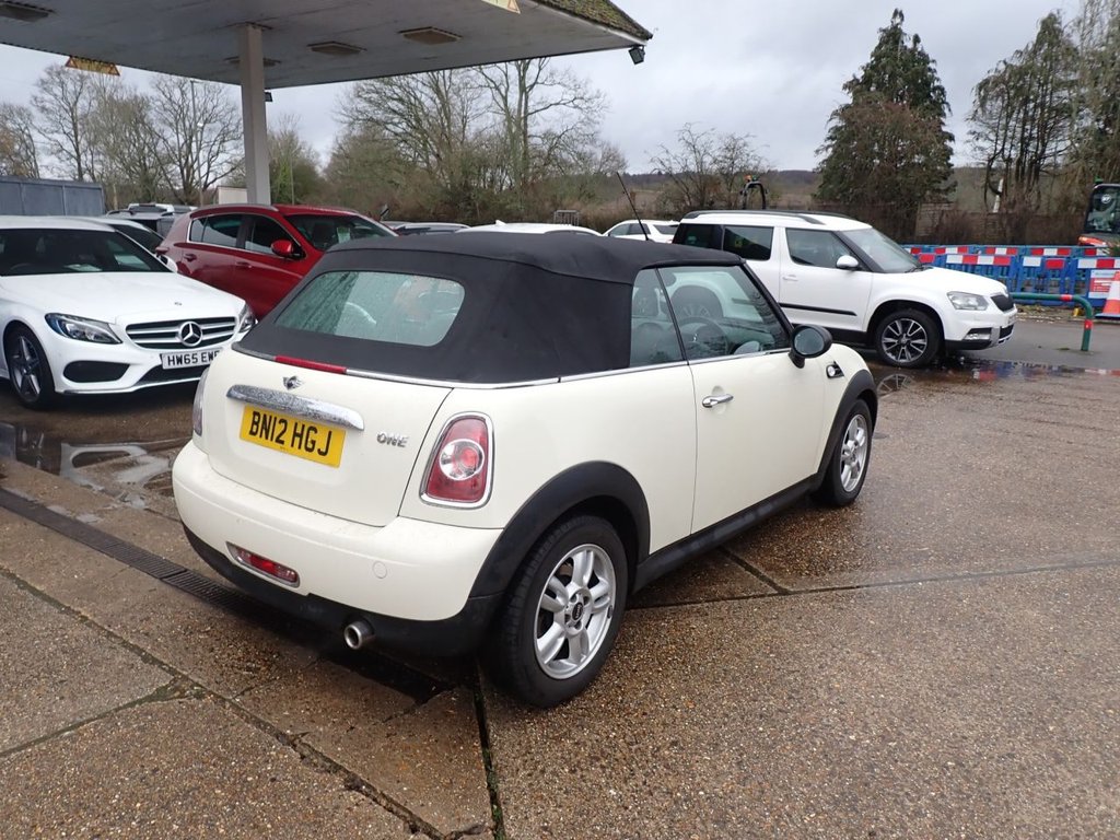 Used MINI Convertible 2012 for sale - 77534779: Photo 3
