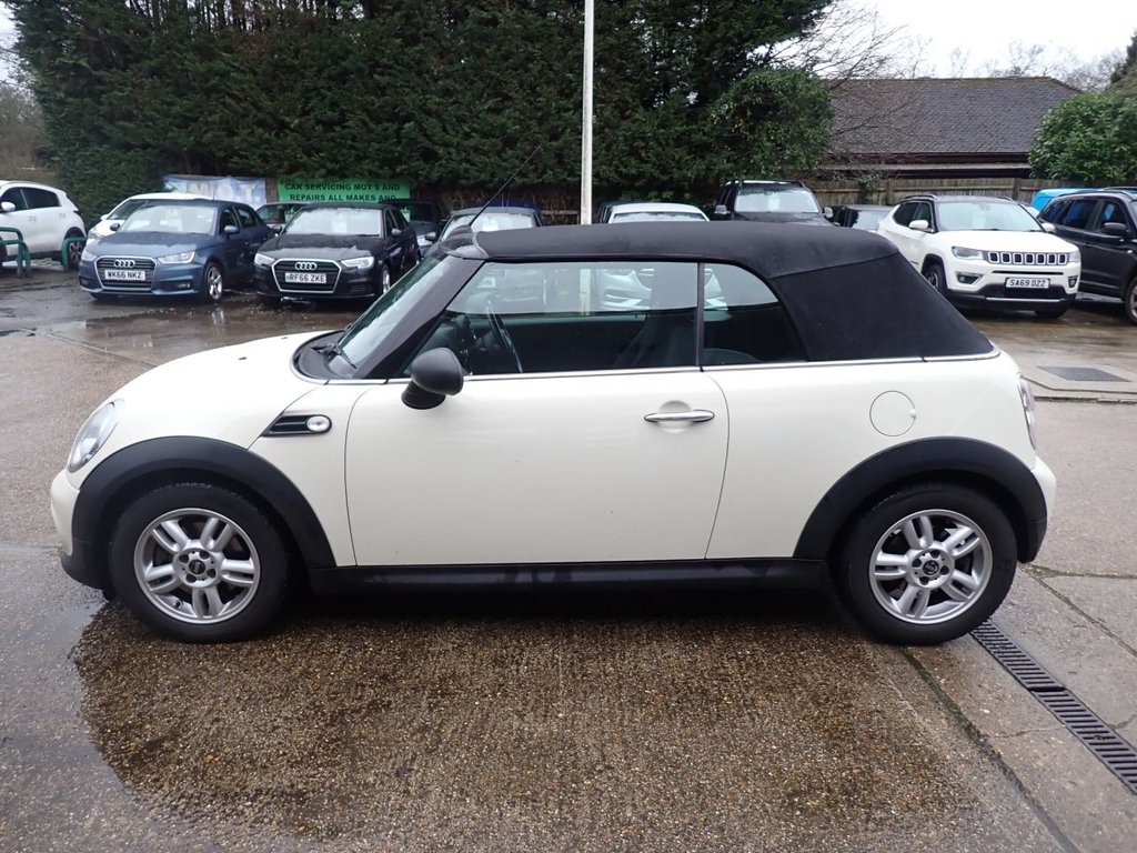 Used MINI Convertible 2012 for sale - 77534779: Photo 6