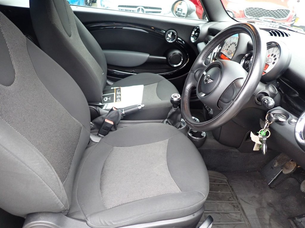 Used MINI Convertible 2012 for sale - 77534779: Photo 9