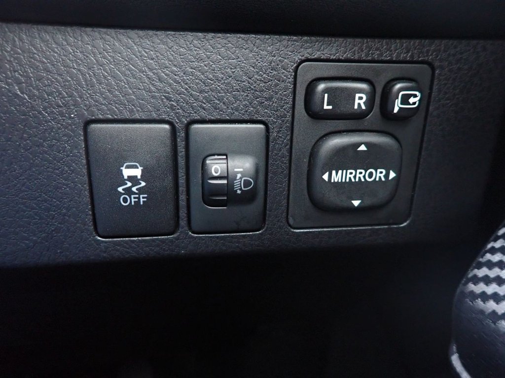 Used Toyota RAV4 2013 for sale - 76520490: Photo 16