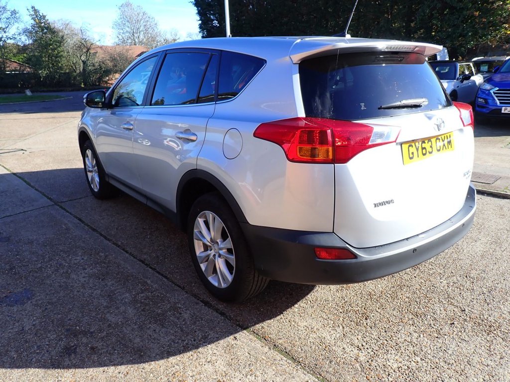 Used Toyota RAV4 2013 for sale - 76520490: Photo 3