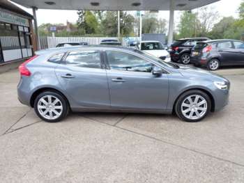 Used Volvo V40 2017 for sale - 74401816: Photo
