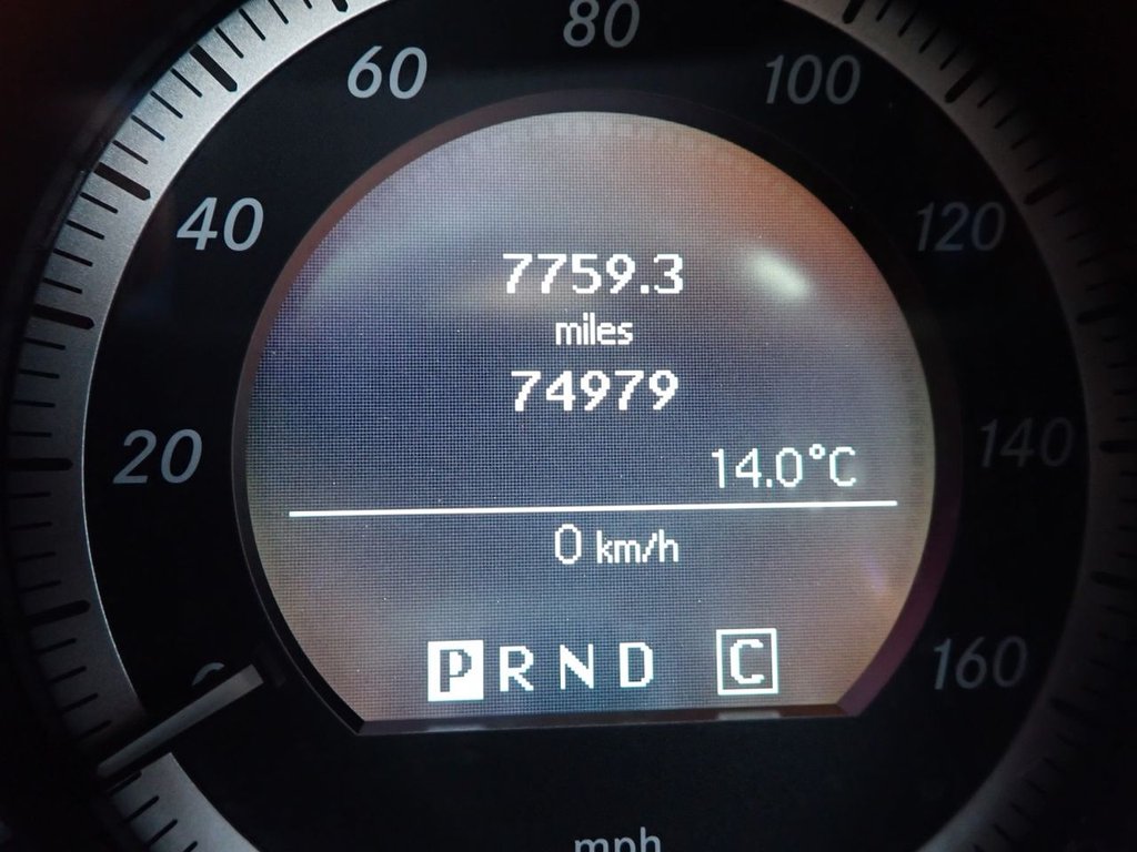 Used Mercedes-Benz E Class 2009 for sale - 76604461: Photo 5