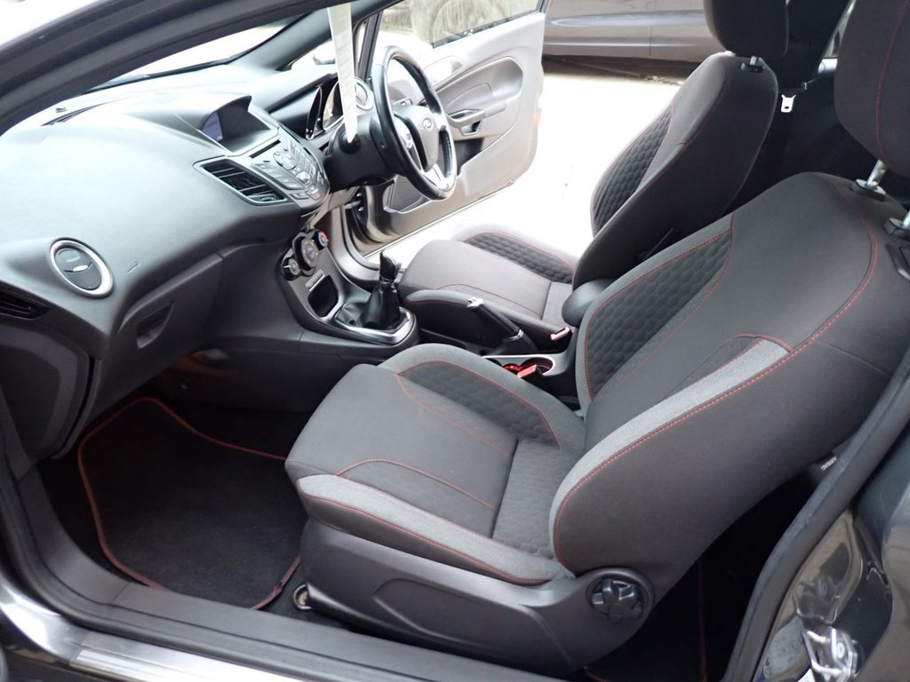 Used Ford Fiesta 2016 for sale - 76520606: Photo 11