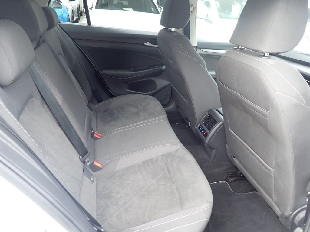 Used Volkswagen Golf 2023 for sale - 77408227: Photo 10