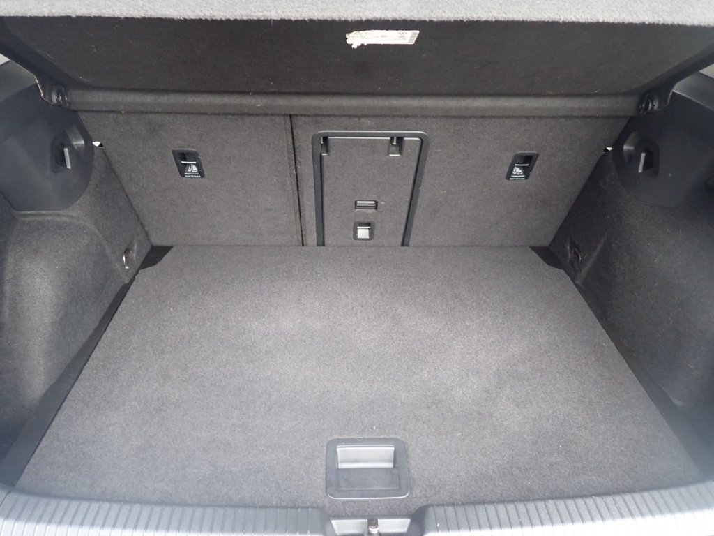 Used Volkswagen Golf 2023 for sale - 77408227: Photo 11