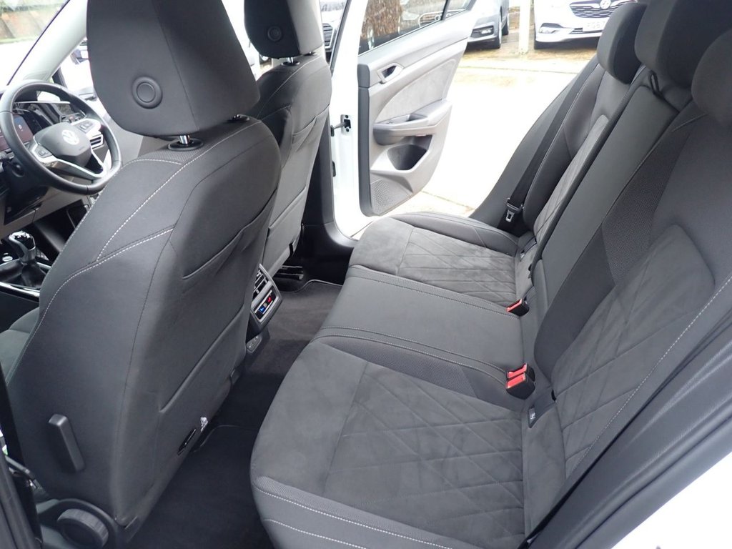 Used Volkswagen Golf 2023 for sale - 77408227: Photo 12