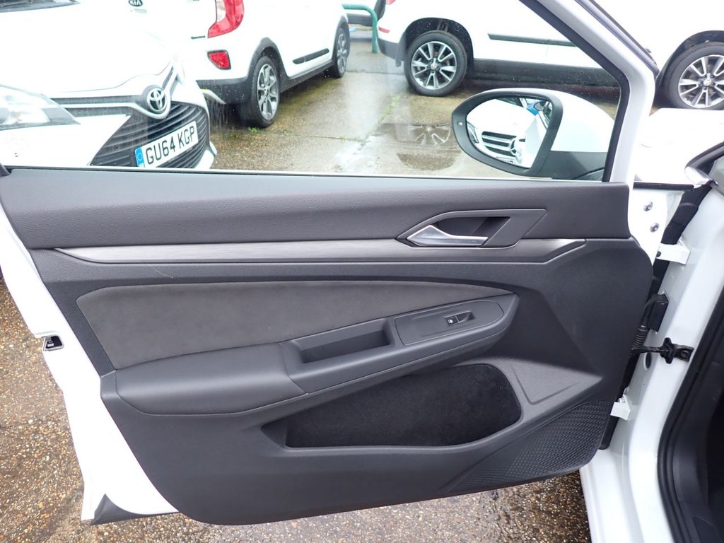 Used Volkswagen Golf 2023 for sale - 77408227: Photo 35