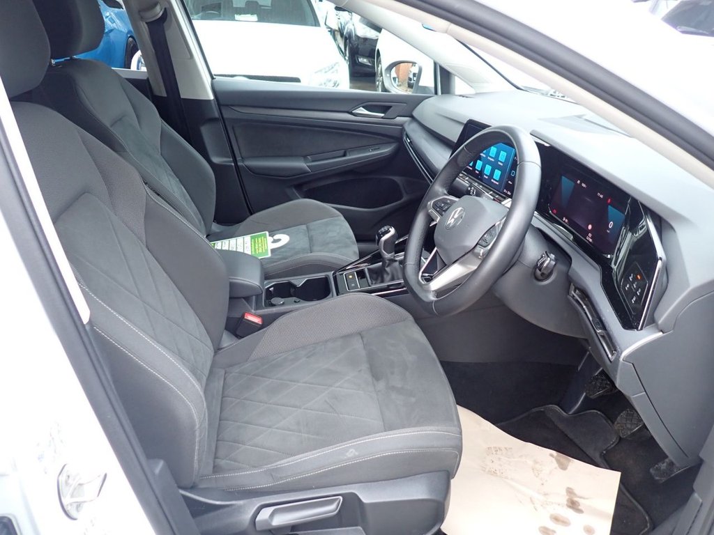 Used Volkswagen Golf 2023 for sale - 77408227: Photo 9