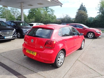 Used Volkswagen Polo 2016 for sale - 78525003: Photo