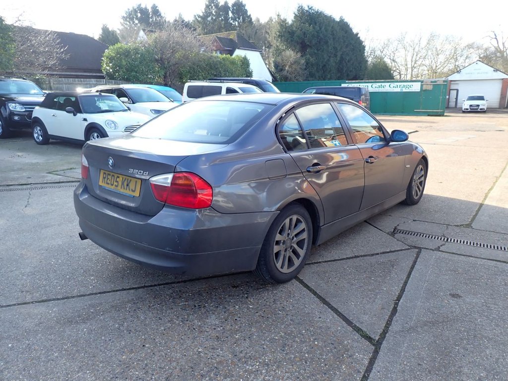 Used BMW 3 Series 2005 for sale - 77557906: Photo 2