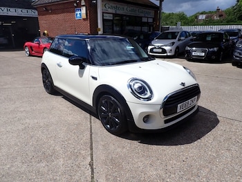 Used MINI Hatch 2020 for sale - 79046021: Photo