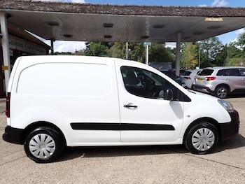 Used Peugeot Partner 2017 for sale - 79562429: Photo
