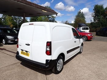 Used Peugeot Partner 2017 for sale - 79562429: Photo