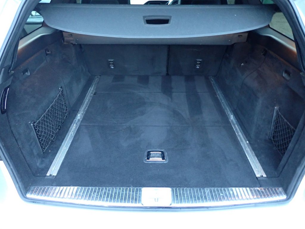 Used Mercedes-Benz E Class 2013 for sale - 77014427: Photo 3