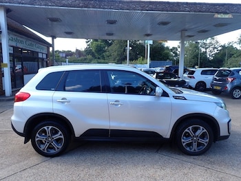 Used Suzuki Vitara 2015 for sale - 79059348: Photo