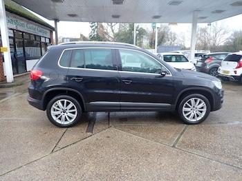 Used Volkswagen Tiguan 2012 for sale - 76923812: Photo