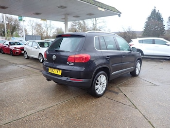 Used Volkswagen Tiguan 2012 for sale - 76923812: Photo