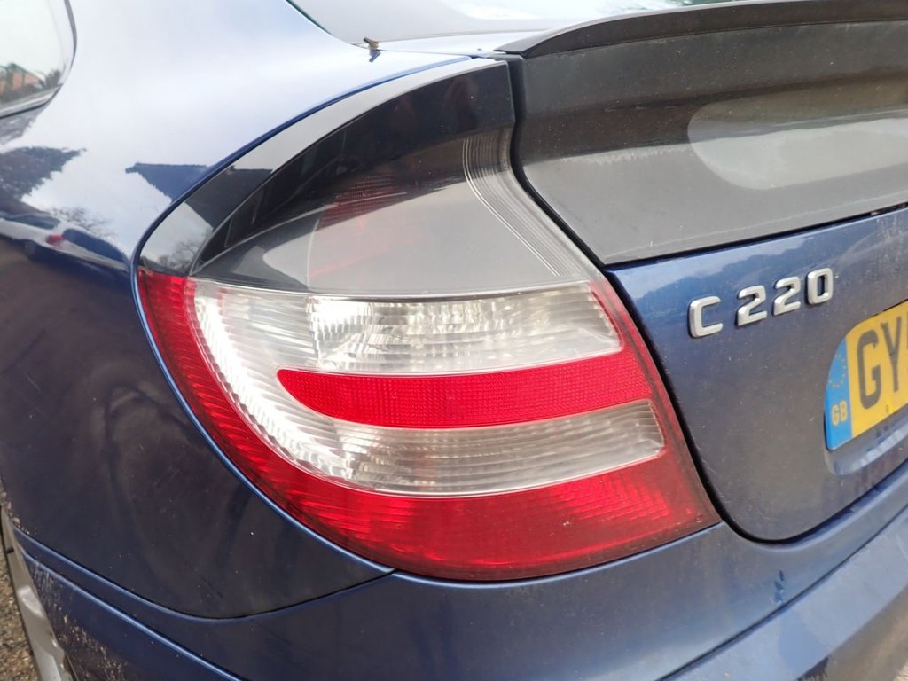 Used Mercedes-Benz C Class 2008 for sale - 77200190: Photo 31