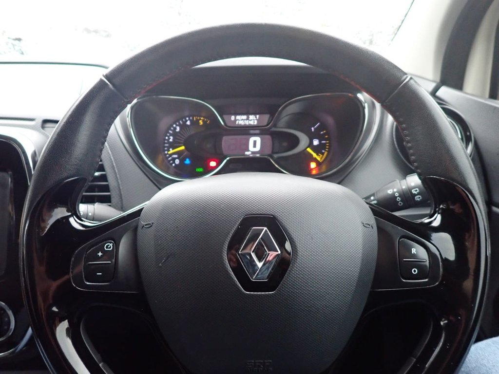 Used Renault Captur 2015 for sale - 77302404: Photo 20
