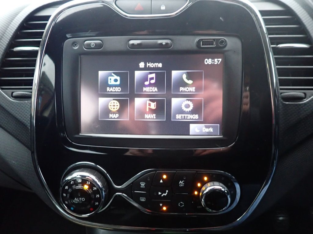 Used Renault Captur 2015 for sale - 77302404: Photo 21