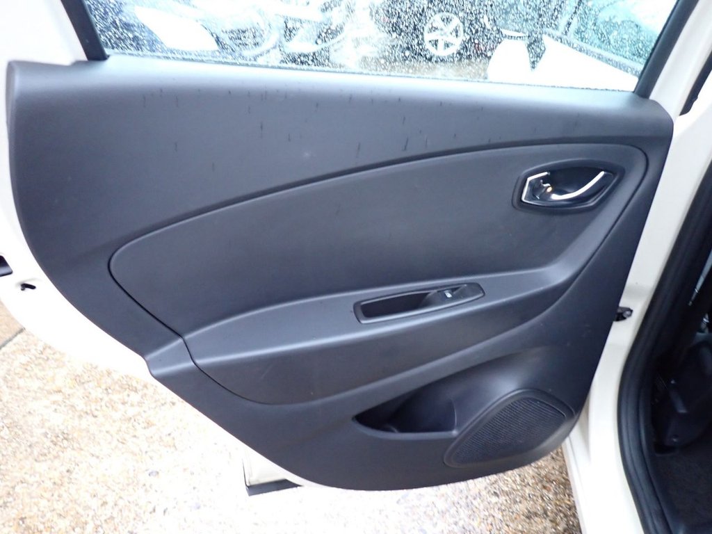 Used Renault Captur 2015 for sale - 77302404: Photo 35