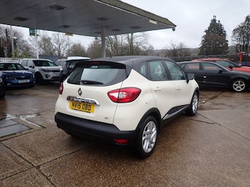 Used Renault Captur 2015 for sale - 77302404: Photo
