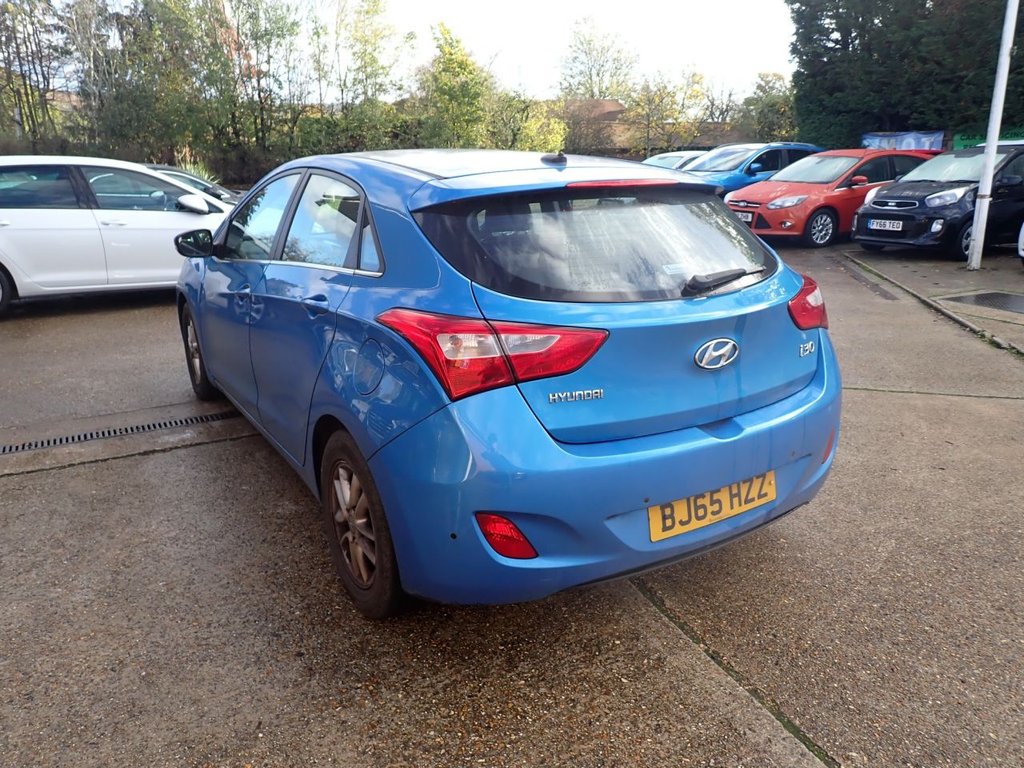 Used Hyundai i30 2015 for sale - 76439245: Photo 3