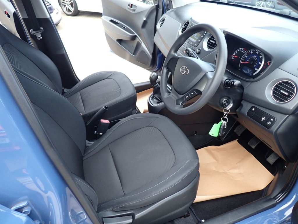 Used Hyundai i10 2017 for sale - 76223188: Photo 13