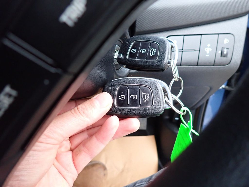 Used Hyundai i10 2017 for sale - 76223188: Photo 15