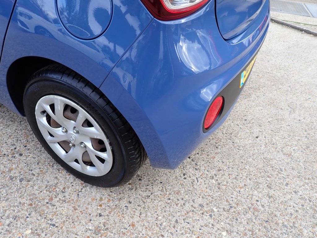 Used Hyundai i10 2017 for sale - 76223188: Photo 31