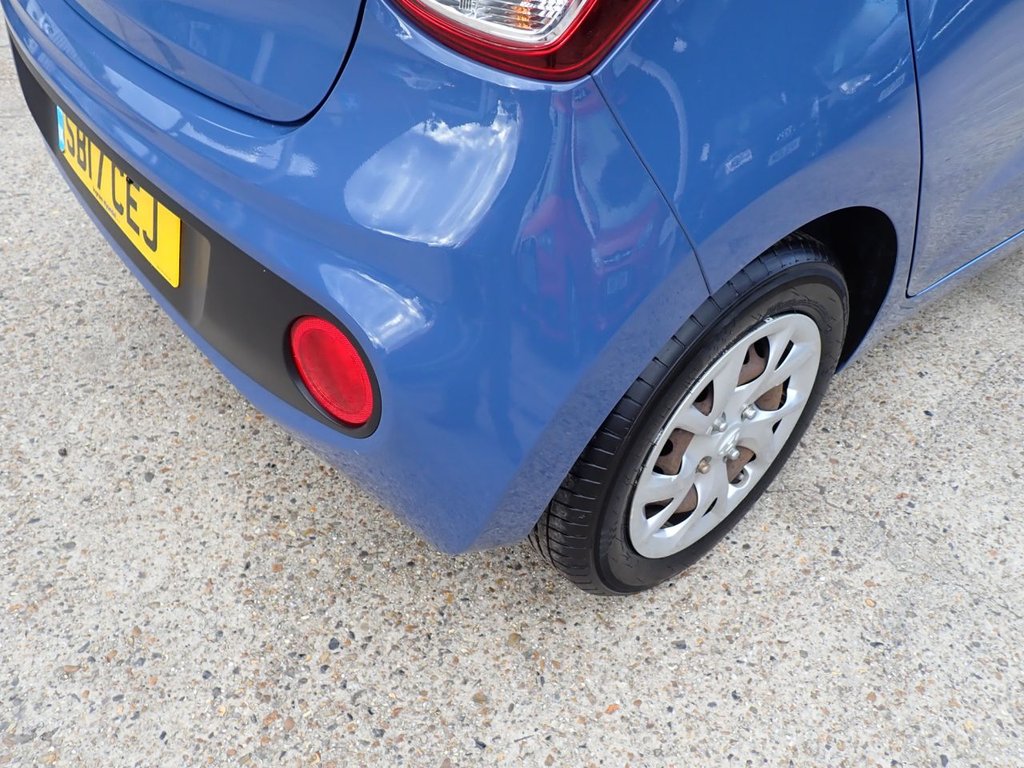 Used Hyundai i10 2017 for sale - 76223188: Photo 33