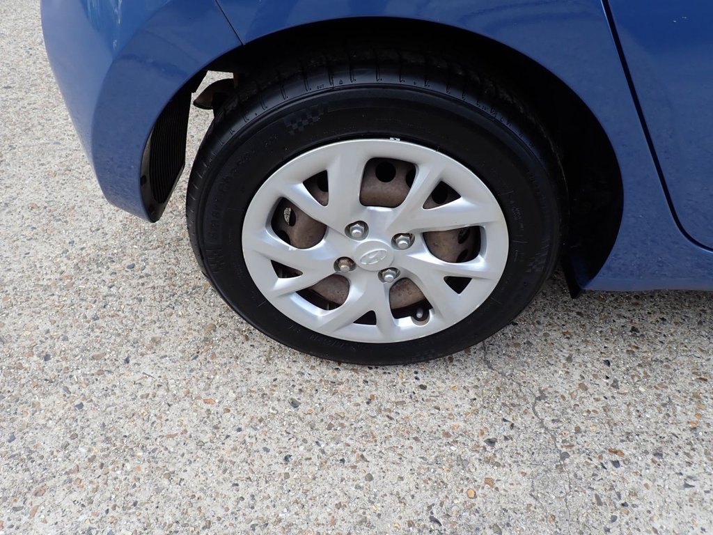 Used Hyundai i10 2017 for sale - 76223188: Photo 35