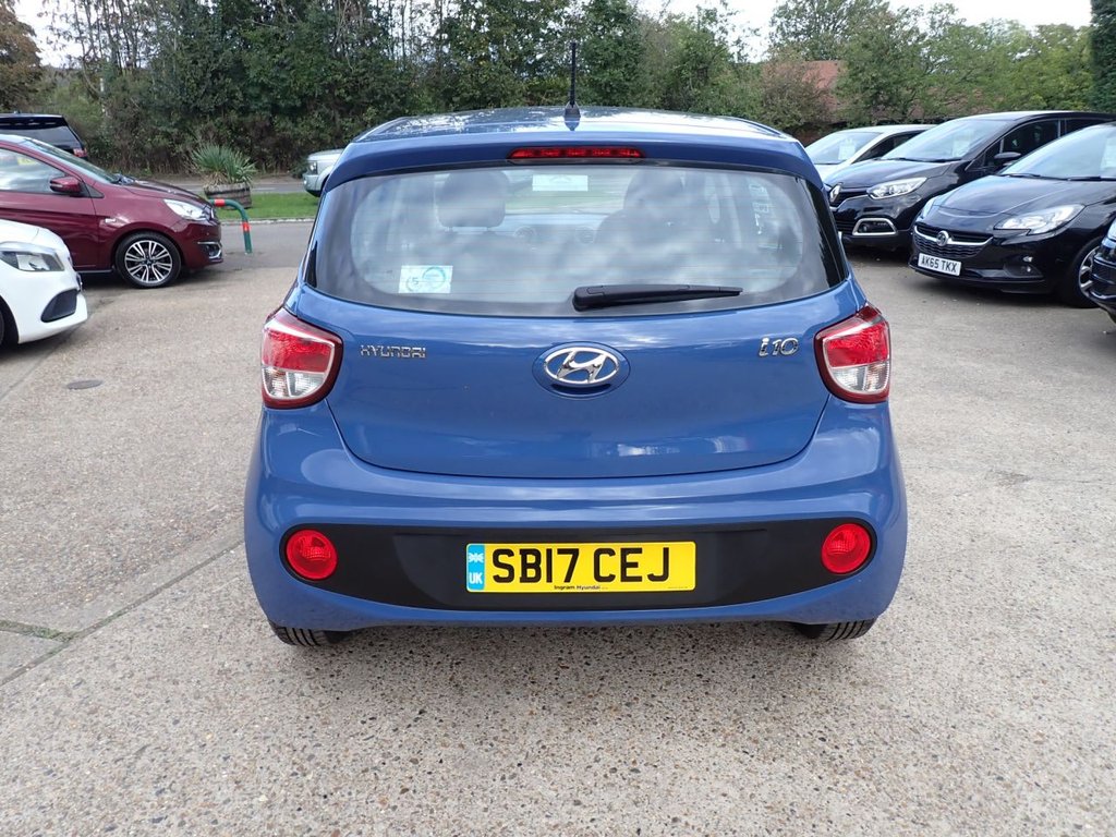 Used Hyundai i10 2017 for sale - 76223188: Photo 4