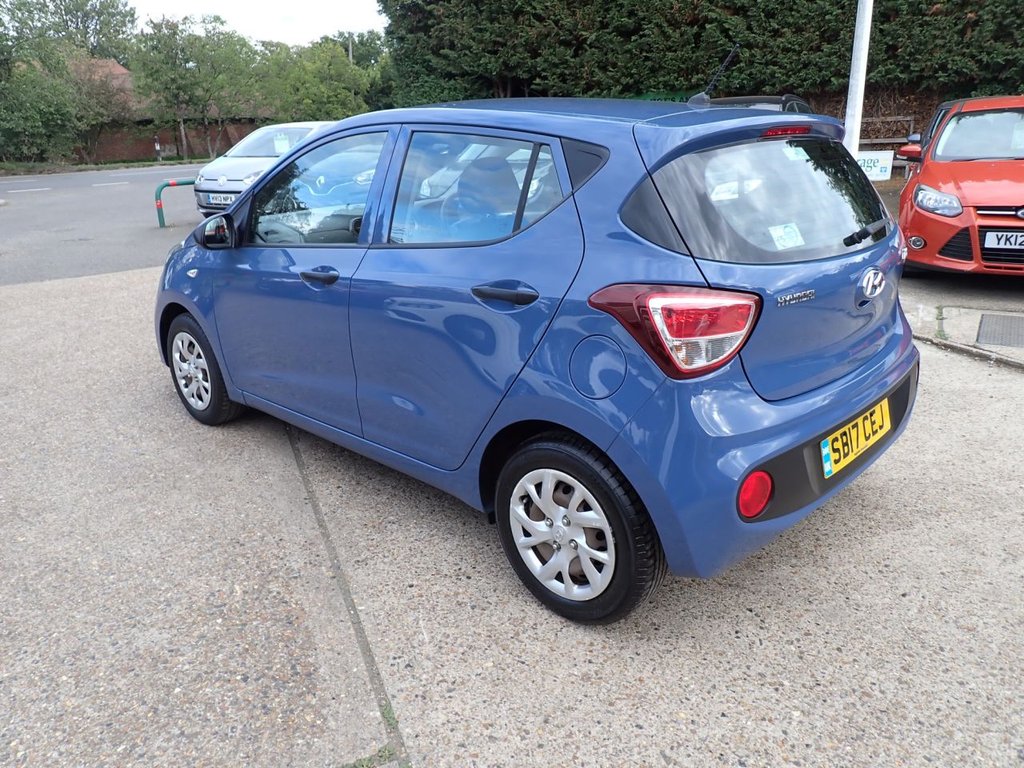 Used Hyundai i10 2017 for sale - 76223188: Photo 5