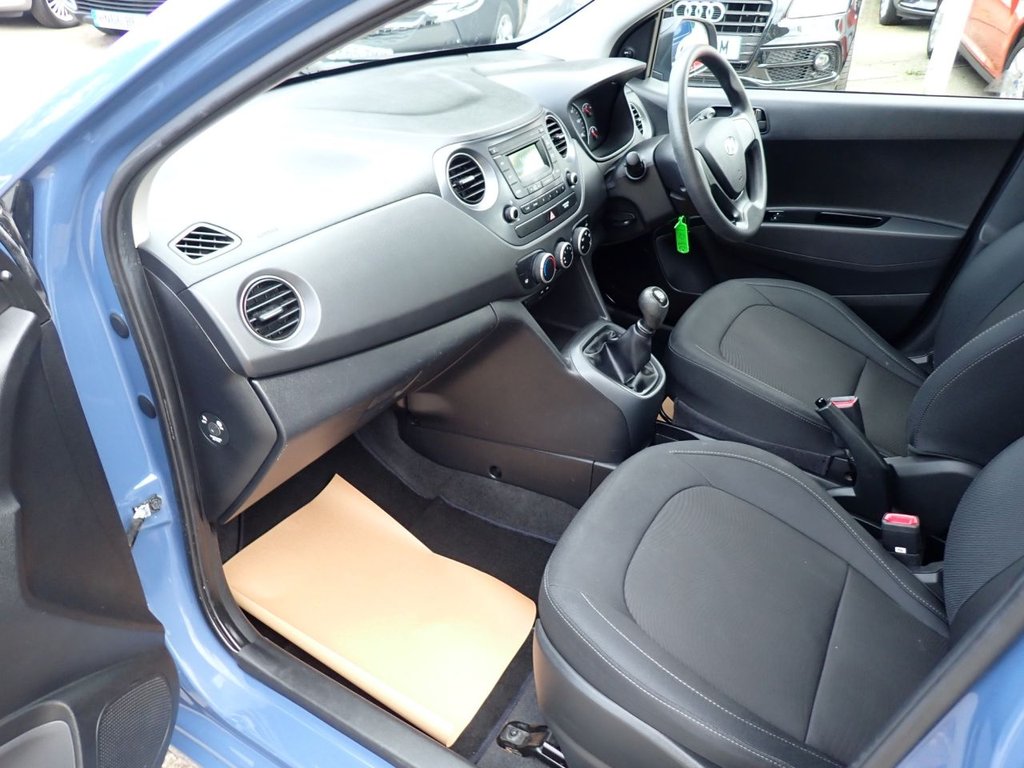 Used Hyundai i10 2017 for sale - 76223188: Photo 9