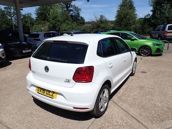 Used Volkswagen Polo 2016 for sale - 79090228: Photo