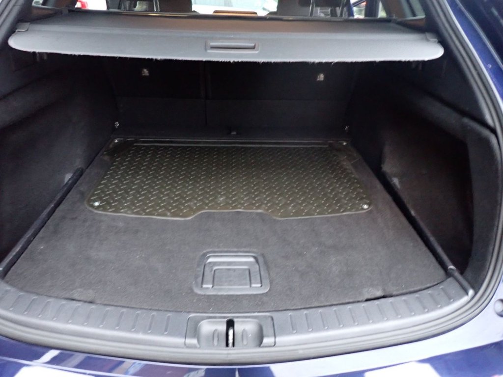 Used Toyota Corolla 2021 for sale - 76632432: Photo 33