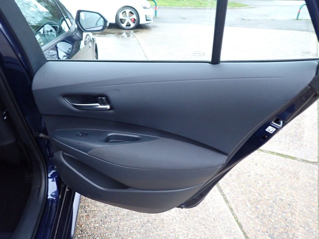 Used Toyota Corolla 2021 for sale - 76632432: Photo 35