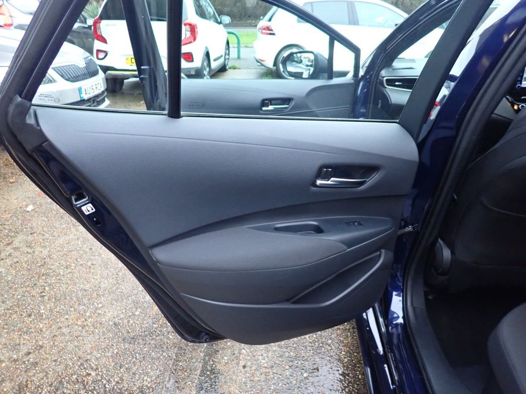 Used Toyota Corolla 2021 for sale - 76632432: Photo 36