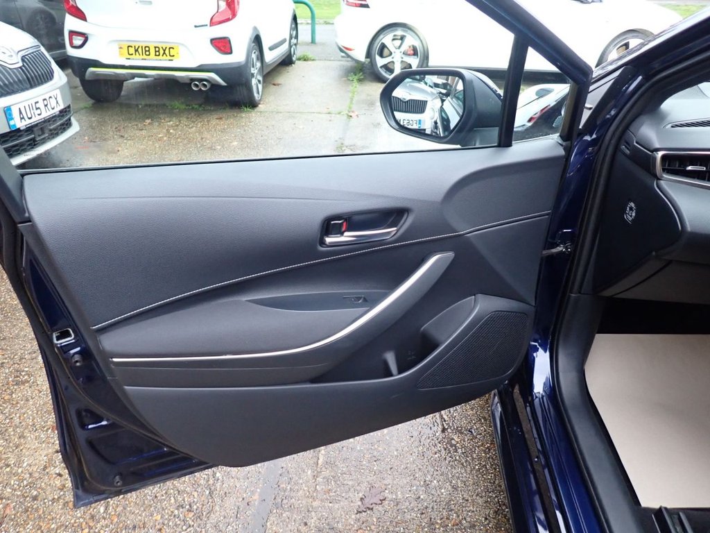 Used Toyota Corolla 2021 for sale - 76632432: Photo 37