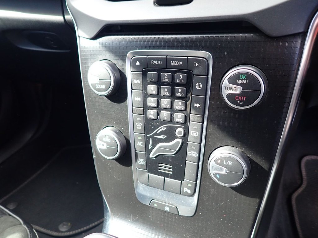 Used Volvo V40 2016 for sale - 78030386: Photo 8