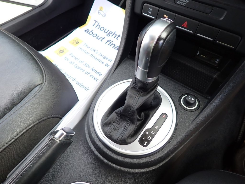 Used Volkswagen Beetle 2015 for sale - 77236734: Photo 22