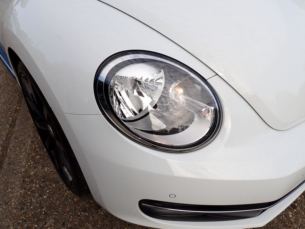 Used Volkswagen Beetle 2015 for sale - 77236734: Photo 35