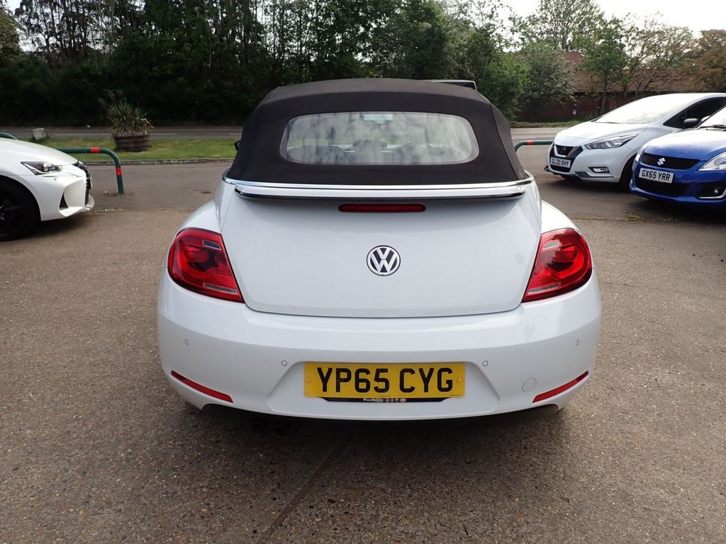 Used Volkswagen Beetle 2015 for sale - 77236734: Photo 4