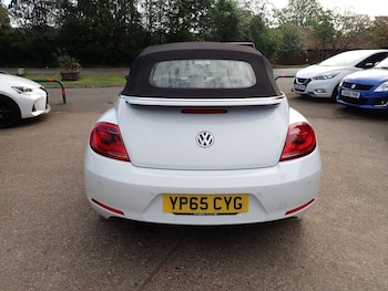 Used Volkswagen Beetle 2015 for sale - 77236734: Photo