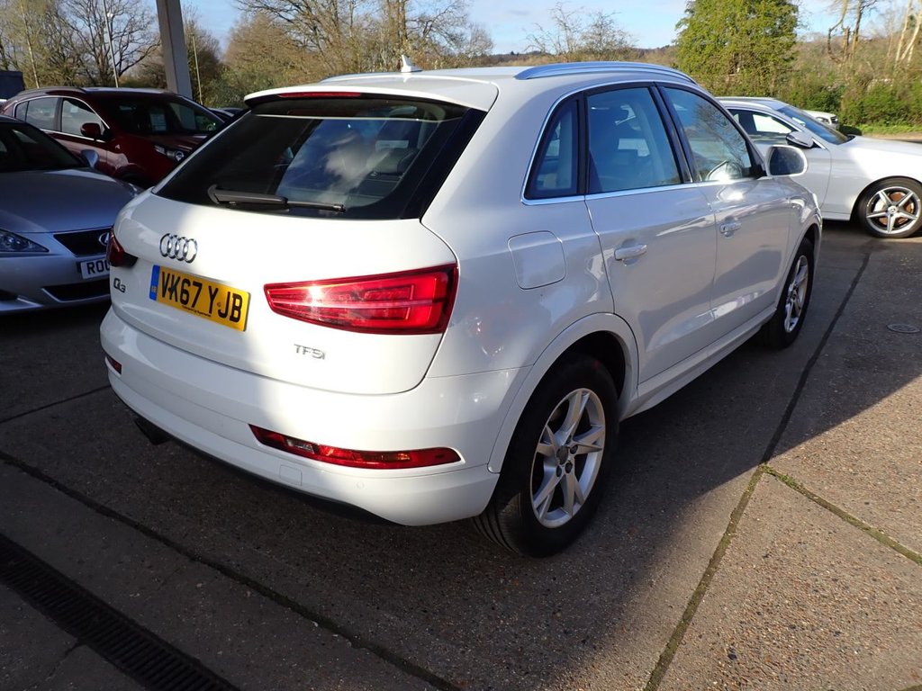 Used Audi Q3 2017 for sale - 78030605: Photo 2