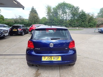 Used Volkswagen Polo 2010 for sale - 78850669: Photo