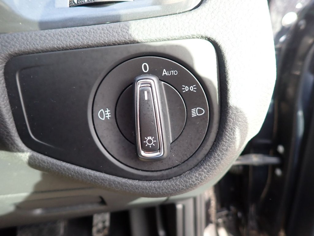 Used Volkswagen Golf 2017 for sale - 77356286: Photo 15